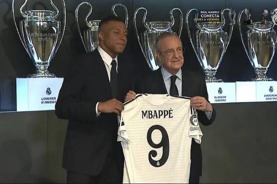 Kylian Mbappé es oficialmente jugador del Real Madrid: así se vivió la presentación del delantero francés en el Bernabéu