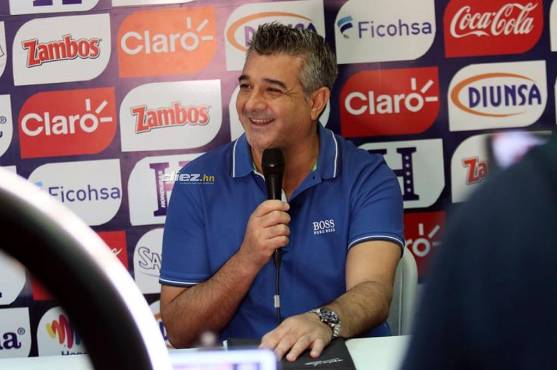 Diego Vázquez se mostró contento tras dar su primera convocatoria al frente de Honduras.