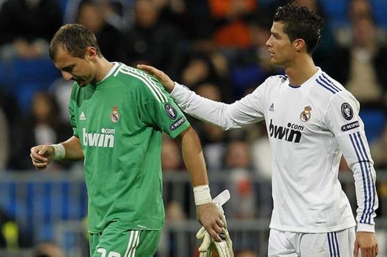 Dudek compartió vestuario con Cristiano Ronaldo en el Real Madrid.