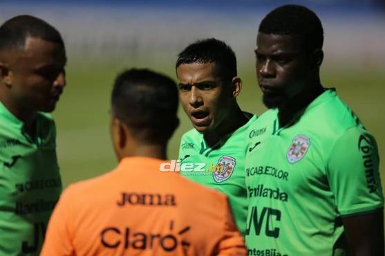 Amaya reveló que el árbitro asistente estuvo hostigando todo el partido al jovencito José Aguilera con expulsarlo y que en otros partidos han sido objetos de insultos racistas.