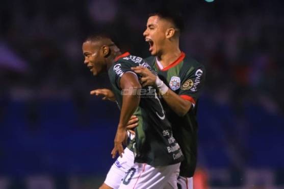 Solani Solan e Isaac Castillo celebrando el gol que aperturó el derbi. FOTO: Melvin Cubas.