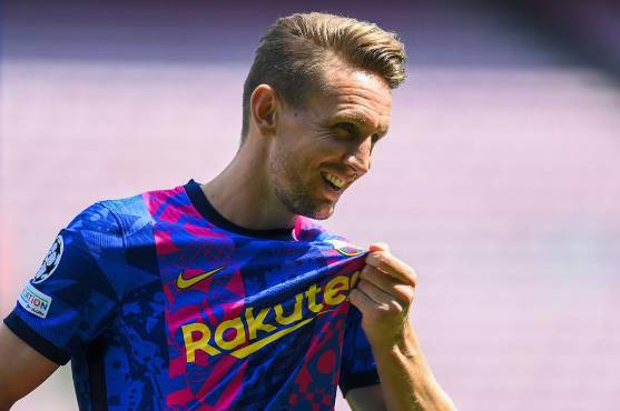 Peligra la titularidad del Choco Lozano: el Cádiz está a punto de cerrar el fichaje de delantero del Barcelona