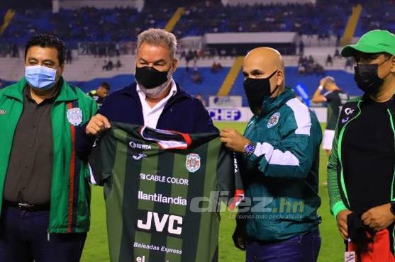 Alcalde de San Pedro Sula adelanta un nuevo proyecto de graderías para el Estadio Morazán