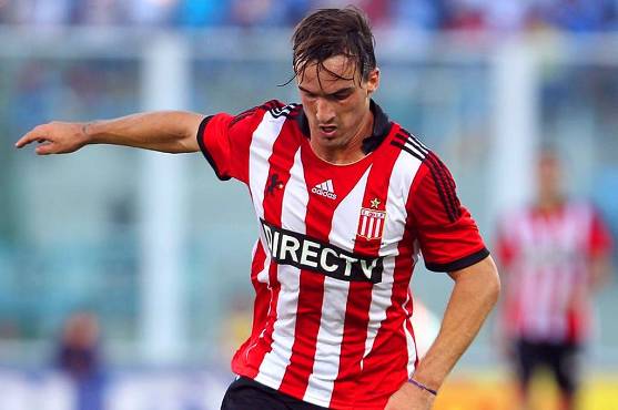 Álvaro Klusener se formó como jugador en el Estudiantes de La Plata.