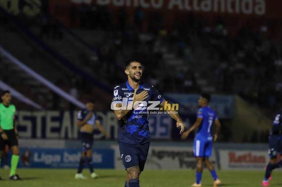 Así celebró Lucas Campana su gol ante el Victoria. FOTO DIEZ: Esaú Ocampo.