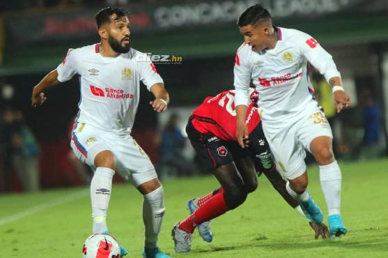 ¡El único que saca la cara por Honduras! Olimpia entierra la supremacía tica y se corona campeón de Liga Concacaf 2022