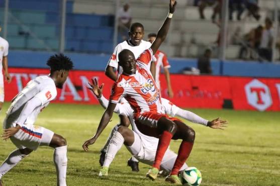 Así se vivió el minuto a minuto del triunfo del Olimpia ante Vida en Tecugigalpa: el León subió de escalón