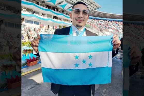 Xiomara Castro asume presidencia de una Honduras pobre y endeudada, pero optimista