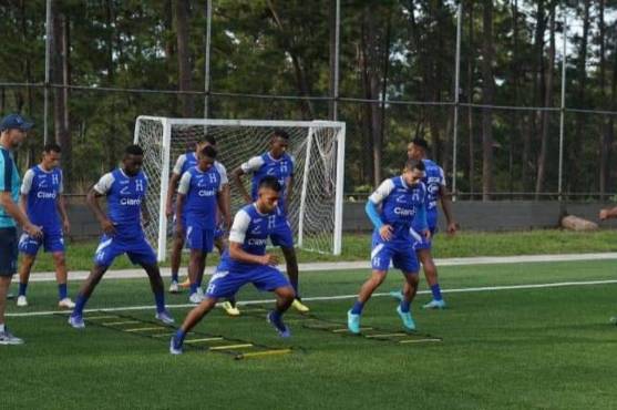 Óscar Almendárez, ya había estado en un micro ciclo con la Bicolor.