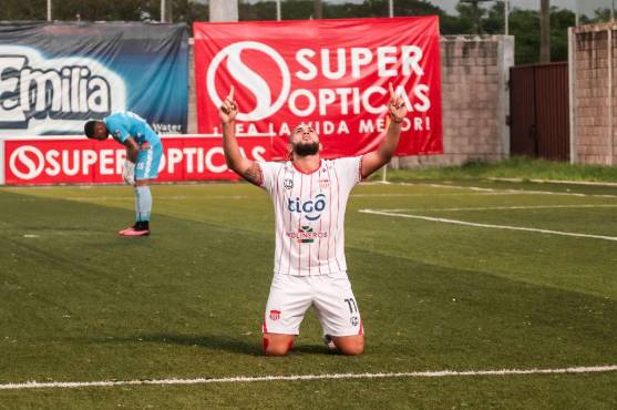 Así celebró Villafranca su gol ante los Lobos de la UPNFM. Foto: @cdsvidaoficial
