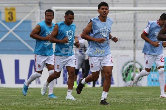Así calentó al Real Sociedad en el estadio Nacional. FOTO: David Romero