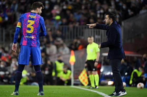 ¡Salvados por el VAR! Barcelona se estrena en la Europa League con amargo empate y se jugará el boleto ante Napoli en Italia