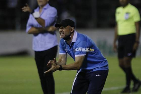 Juan Bertani, preparador físico del Motagua dispara en redes sociales: “Guarden el veneno para la próxima”