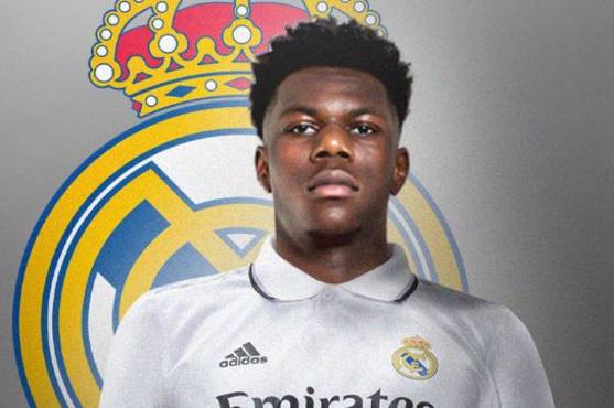 Se informa que la oferta del PSG por Tchouaméni era mucho mejor, pero el futbolista quería jugar en el Real Madrid.