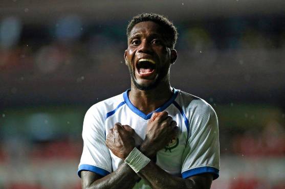 Panamá derrotó 3-0 a Costa Rica en el Estadio Ricardo Saprissa.