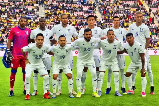 El 11 titular que Honduras utilizó ante Colombia.