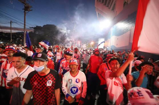 Así se vivió el minuto a minuto: Olimpia saca leve ventaja ante Alajuelense en la final de ida de la Liga Concacaf