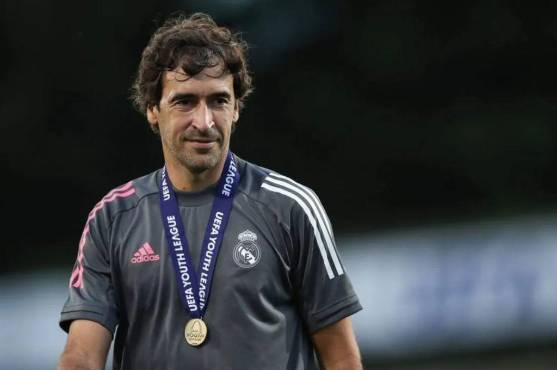 ¡Bombazo en LaLiga! Leyenda del Real Madrid tiene luz verde para dirigir al Villarreal tras la salida de Quique Setién