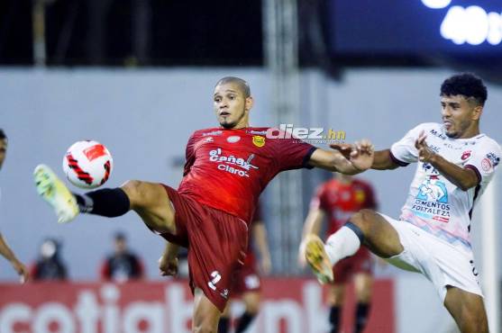 ¡Real España es goleado por el Alajuelense y la ilusión de la Liga Concacaf es ahora casi imposible para el auri!