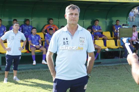 El argentino Rodolfo Sabaris es el entrenador del Meluca FC. En 2021 estuvo en la órbita para dirigir al Platense de Puerto Cortés.