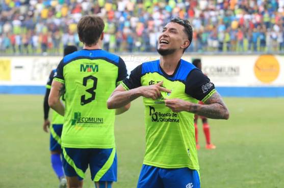 Erick Andino convirtió un doblete en la semifinal de vuelta. En la ida también anotó. FOTO: Marvin Salgado