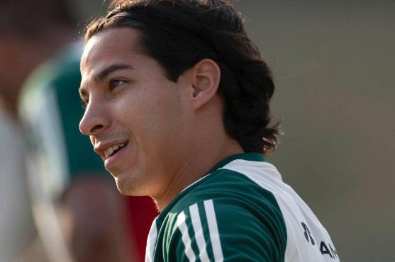 Diego Lainez tomará el puesto de Córdova en la selección de México para la Copa Oro.