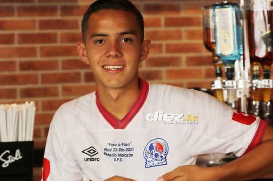 Rodrigo Rodríguez no esconde su amor por Olimpia.