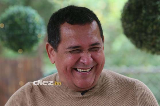 Nahúm Espinoza no se mordió la lengua para hablar de los políticos hondureños. Foto: Andro Rodríguez