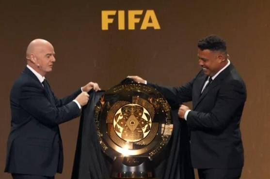 Este es el trofeo que va a levantar el nuevo campeón del Mundial de Clubes.