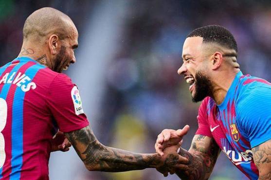 El actual jugador del Atlético de Madrid, Memphis Depay, pagó la fianza de Dani Alves.