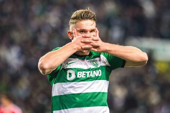 El sueco Viktor Gyökeres anotó este viernes un póquer con el Sporting de Portugal