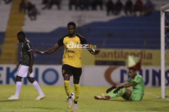 Carlos Bernárdez sentenció al Marathón con el 2-0. FOTO: Yoseph Amaya.