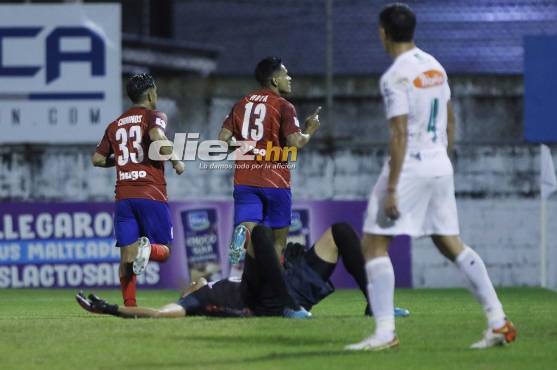 Pablo Lavallén: “Lamentamos lo de Platense, más viendo como juegan, pero Olimpia no regala puntos”
