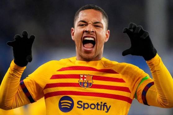 Llegó como promesa, Xavi no lo toma en cuenta y el Barcelona se desprendería de él en junio: “Se puede negociar”