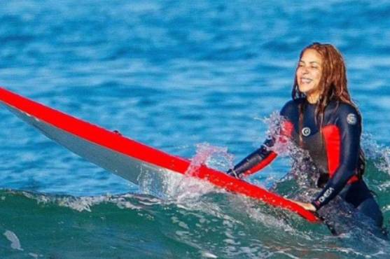 Shakira disfruta en las playas de España tras su separación de Gerard Piqué. Cortesía: LAGENCIA PRESS