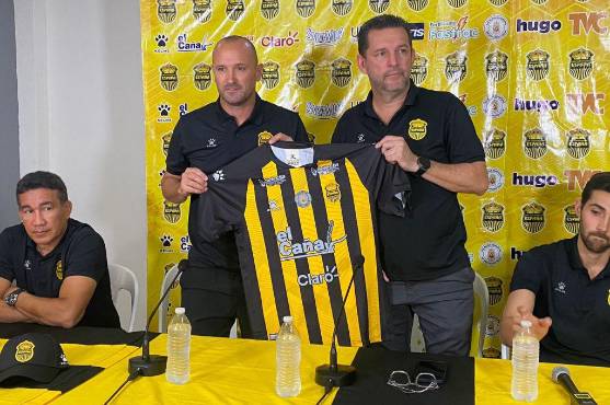 Palomo Rodríguez admite el duro momento en el que recibe al Real España en su presentación como nuevo entrenador Aurinegro