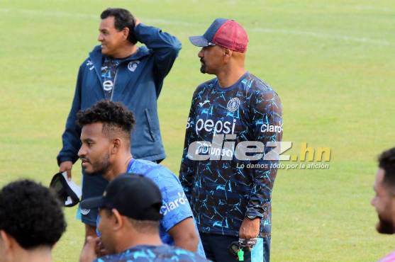 Ninrod Medina no podrá contar con cuatro jugadores importantes ante Honduras Progreso. Foto: David Romero