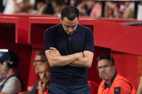 Con un Xavi cabizbajo por su despedida, el Barcelona derrota al Sevilla en el último partido de LaLiga de España