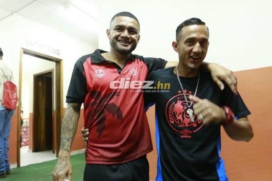 Alexander Aguilar encuentra en el estadio Ceibeño, pero es baja por lesión.