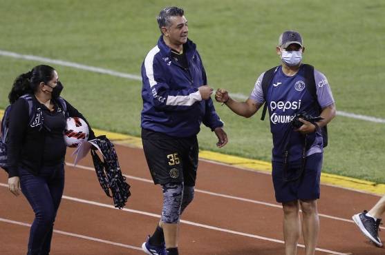 La Barbie actualmente se encuentra sin empleo y está dispuesto a ser interino en la H.