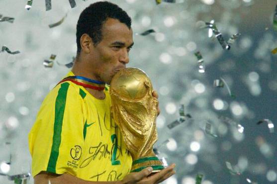 Cafú fue campeón del mundo con Brasil en el Mundial de Corea- Japón en 2022.