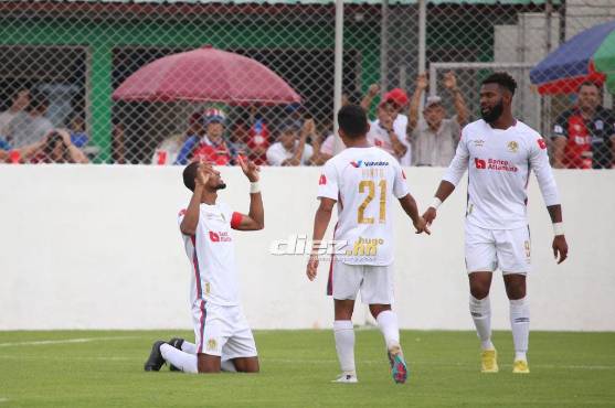 Olimpia sacó su furia tras la eliminación de la Champions de Concacaf y propinó paliza al Vida con doblete de Jerry Bengtson