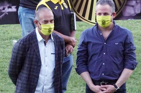 Elías Burbara reacciona sorprendido con las fuertes declaraciones del Potro Gutiérrez y también habla de su relación con Héctor Vargas