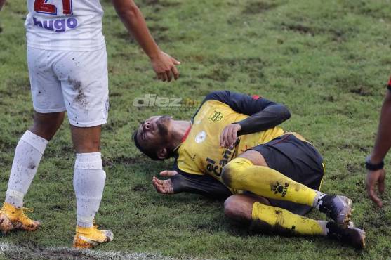 Bryan Moya atiza contra el arbitraje tras perder contra Real España: “Qué arbitros más malos me han tocado”