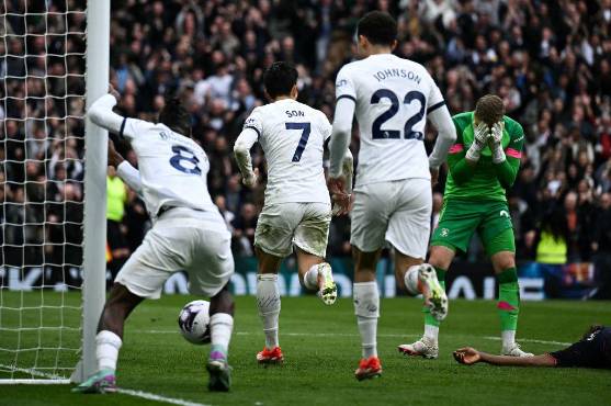 Chelsea decepciona y no irá a Champions, Tottenham sufre y el descenso arde: así marcha la tabla de la Premier League