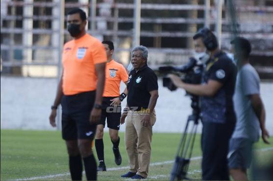 Primitivo Maradiaga está a punto de consumir su primer descenso como entrenador.