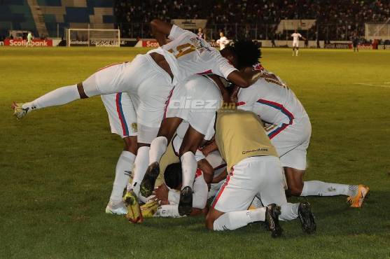 ¡Triunfo histórico! Olimpia se impone in-extremis ante Motagua y se clasifica a la final de Liga Concacaf