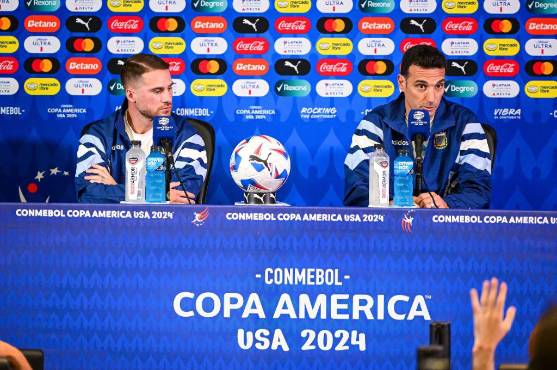 Argentina quiere meterse a las semifinales de la Copa América, pero deberá pasar primero por Ecuador en cuartos. Foto: AFP