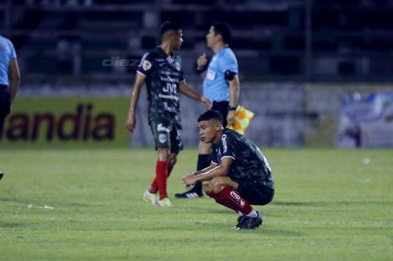 Repasá el minuto a minuto de los juegos de la fecha 16: Real España es de leyenda y Motagua olvida la crisis ganando al Honduras