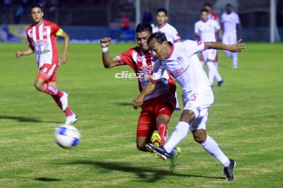 Carlos Argueta se ha medido a Javier Portillo y han sacado chispas.